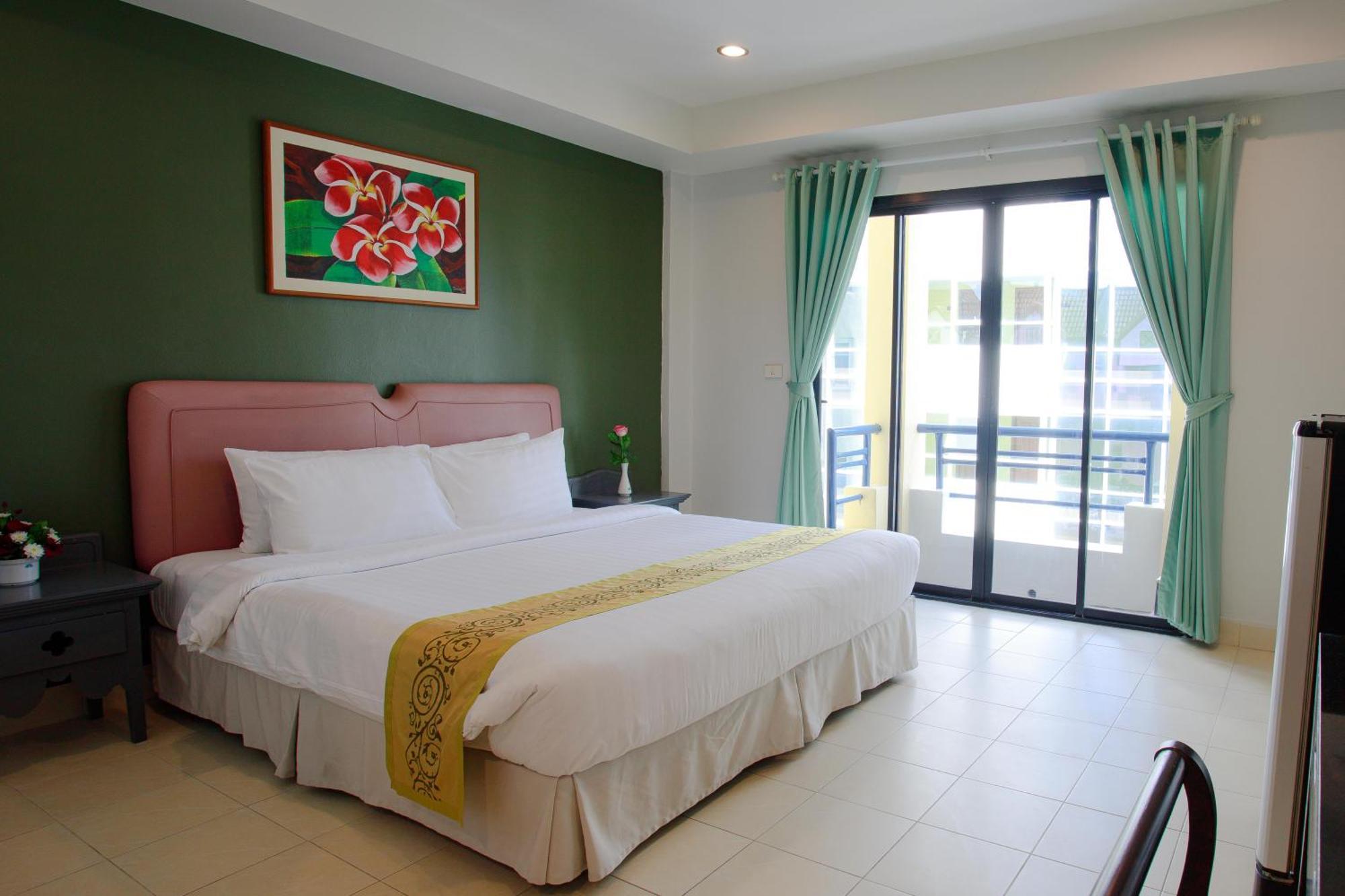 Ferienwohnung The Corner Patong Exterior foto