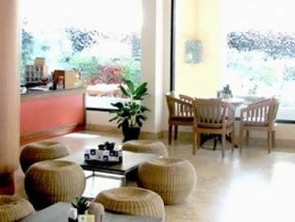 Ferienwohnung The Corner Patong Exterior foto